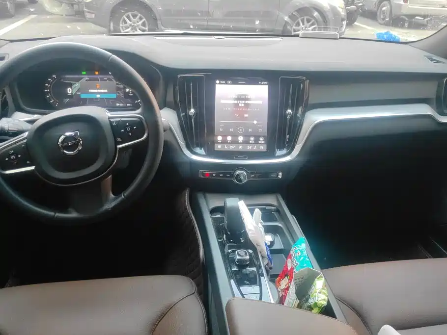 Photo 12 - Volvo S60