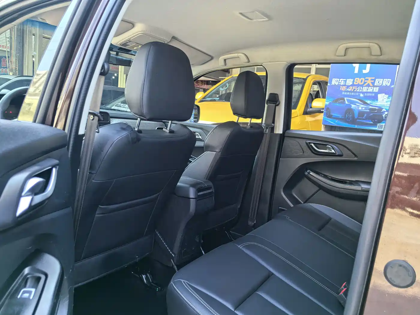 Jiangling Baodian 2023 2022 2.5T Diesel 2WD Comfort Edition Standard Wheelbase JX4D25A6L