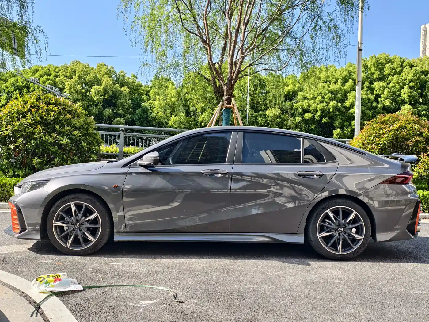 GAC Trumpchi Trumpchi Emkoo 2024 Model 270T DCT Shadow Leopard R-Style Edition фото 4