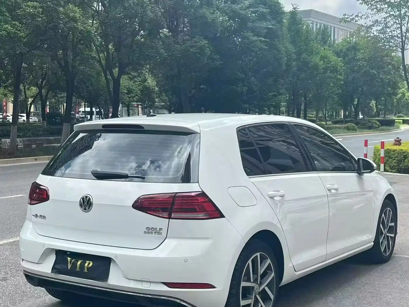 Volkswagen Golf 2020 Beloved Edition 280TSI DSG Comfort фото 6