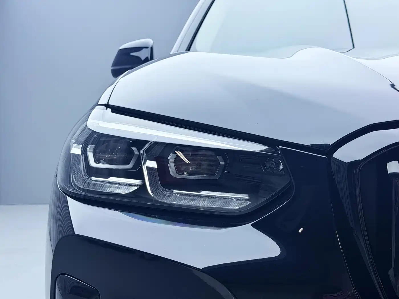 BMW X3 2023 xDrive30i Leading M Night Package фото 3
