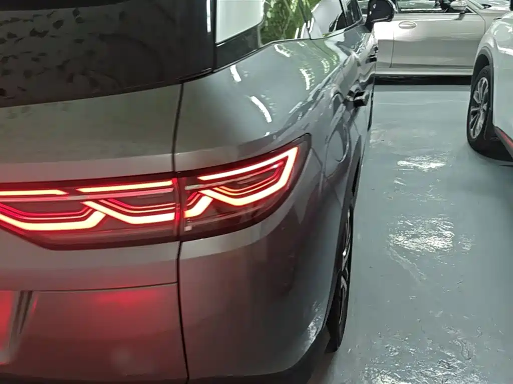 BYD Song L DM-i 2025 Smart Drive Edition 112km Surpassing фото 8