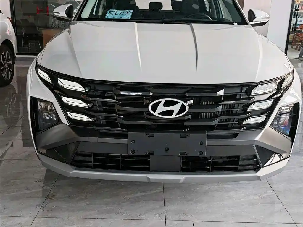 Hyundai Tucson 2023 Tucson L 1.5T Automatic 2WD GLS Leading Edition фото 2