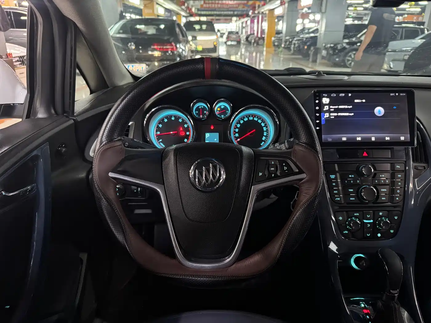 Buick Excelle 2014 XT 1.6L Automatic Fashion фото 9