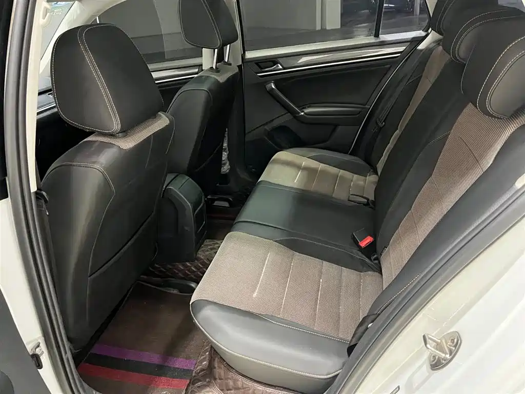 Volkswagen C-TREK 2018 1.5L Automatic Comfort фото 13