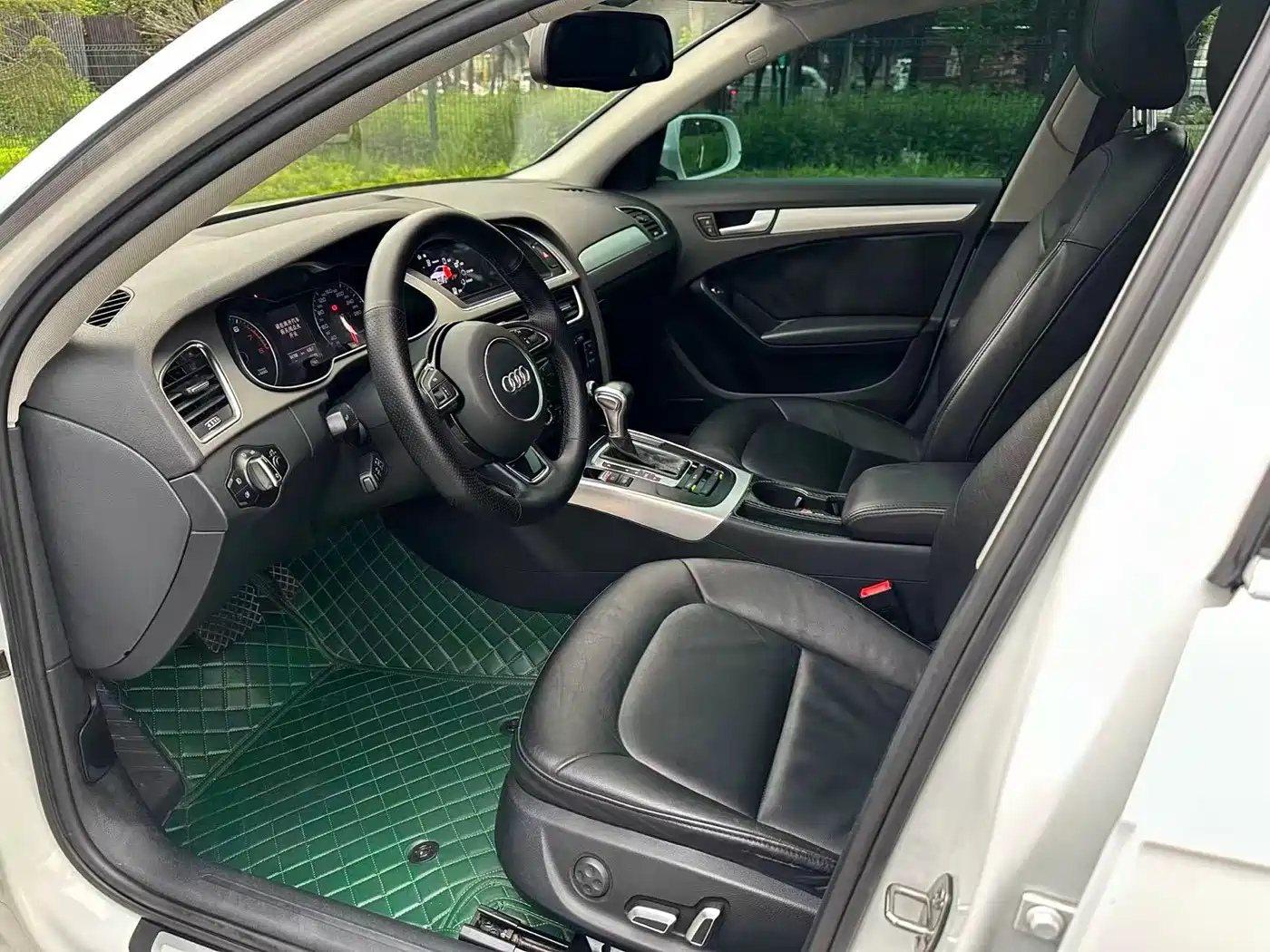 Audi A4L 2015 35 TFSI Auto Standard фото 4