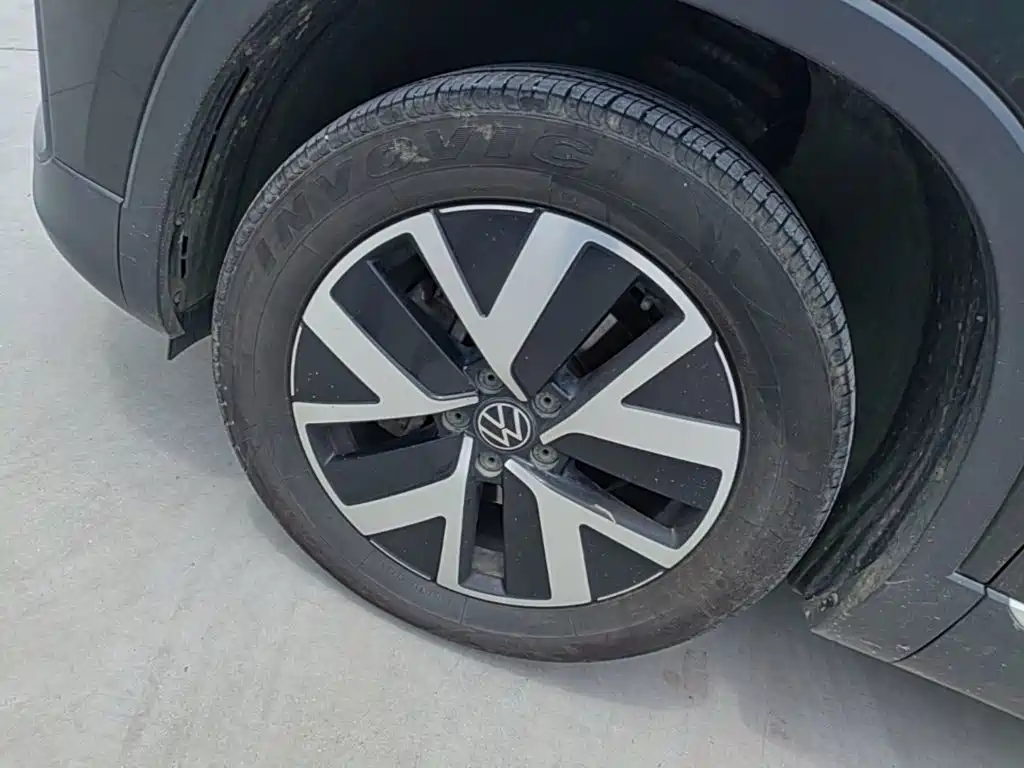 Фото 23 - Volkswagen Tayron