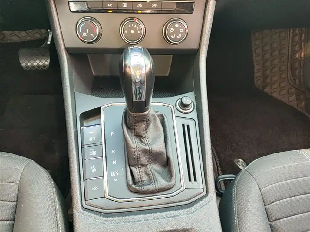 Volkswagen Lavida 2019 280TSI DSG Comfort Edition China VI фото 14