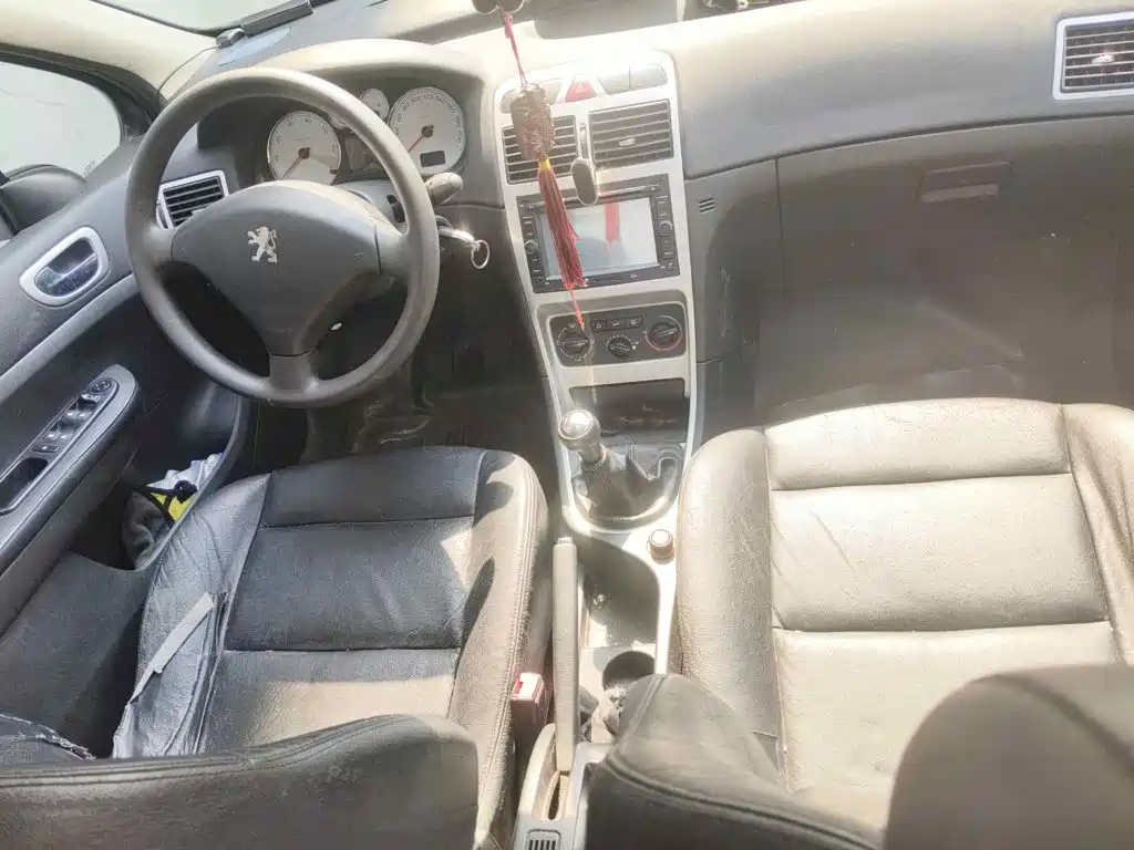 Peugeot 307 2008 2009 Model Sedan 1.6L Manual Aile Edition