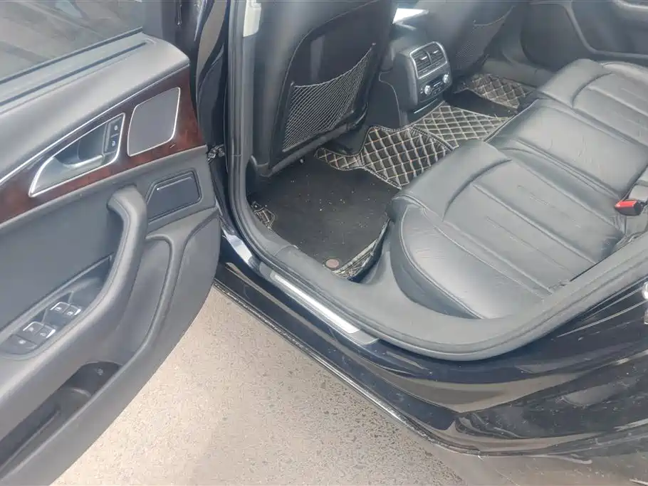 Audi A6L 2014 30 FSI Comfort фото 11