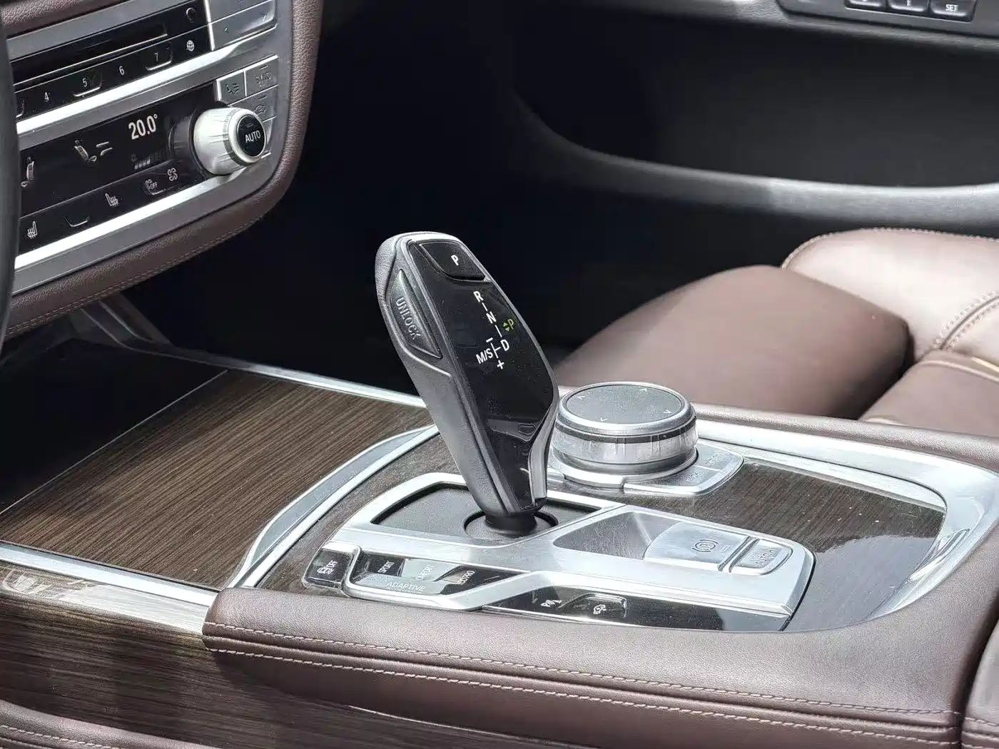 BMW 7 Series 2019 730Li Luxury Package фото 8