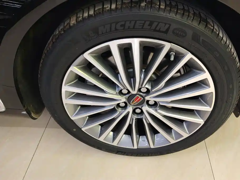 Hongqi H9 2021 2020 2.0T Smart Connection Qi Xiang Edition
