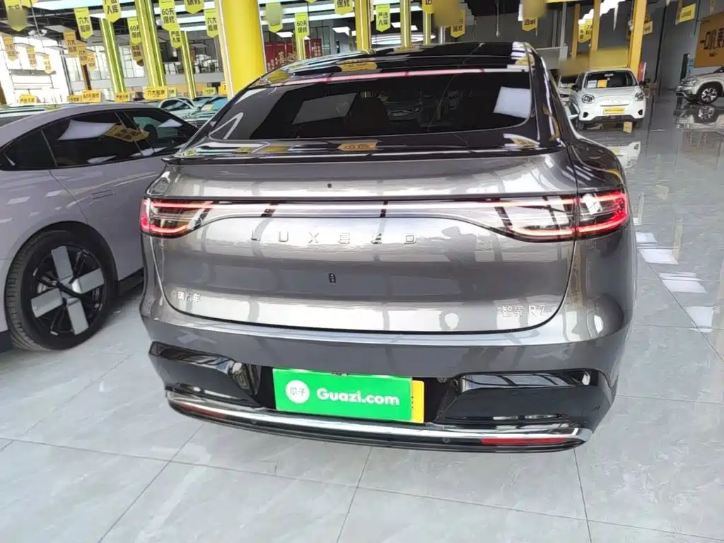 Zhijie Luxeed R7 2025 2025 Extended Range 331km Ultra
