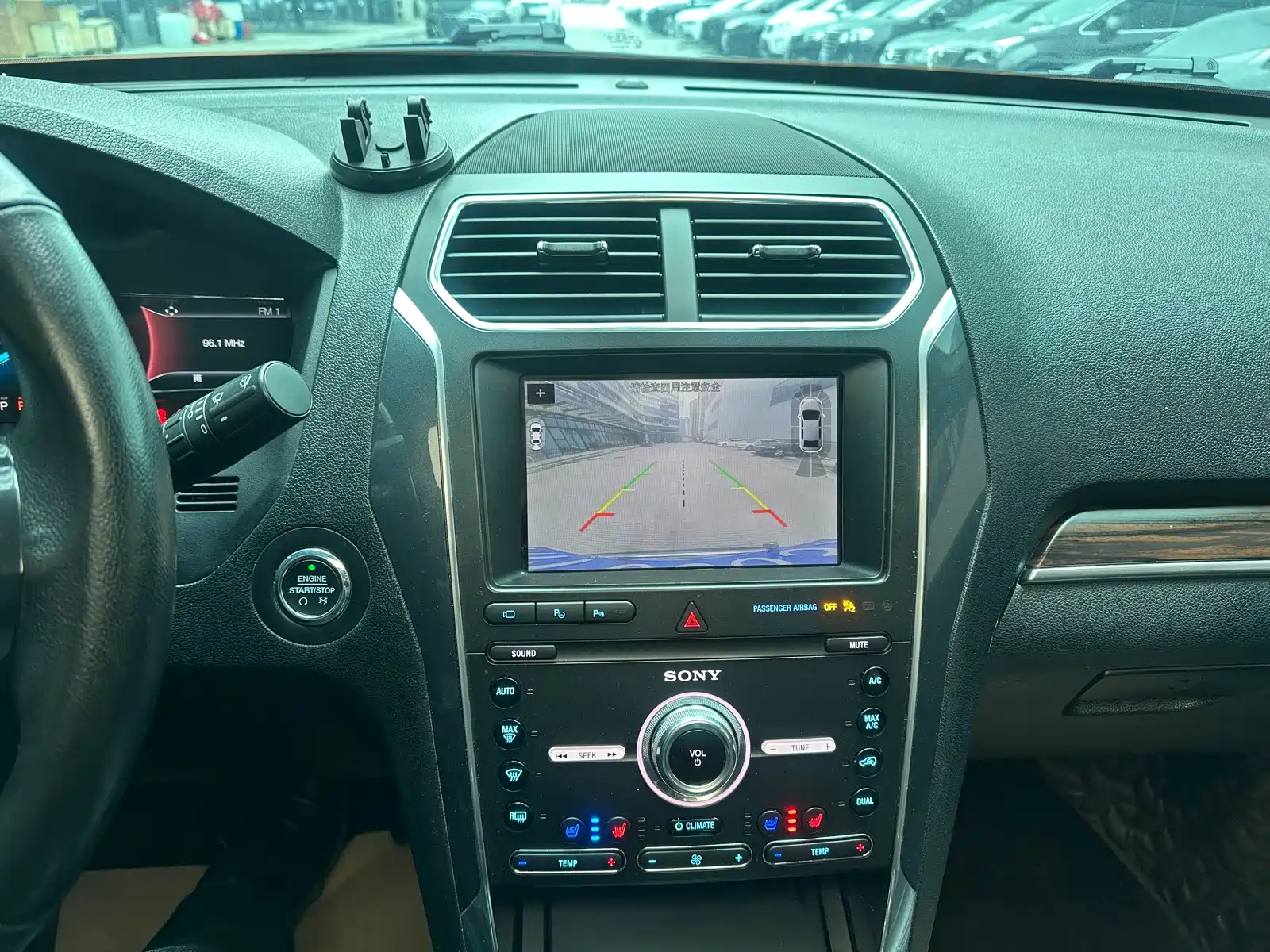 Фото 14 - Ford Explorer (Import)