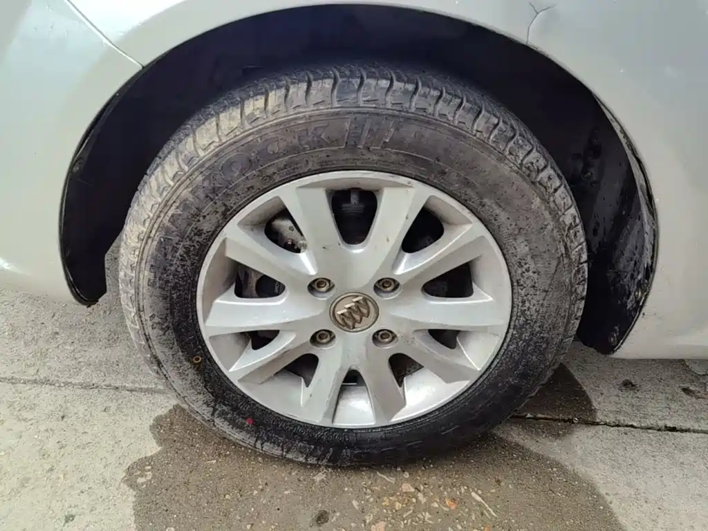 Фото 23 - Buick Excelle