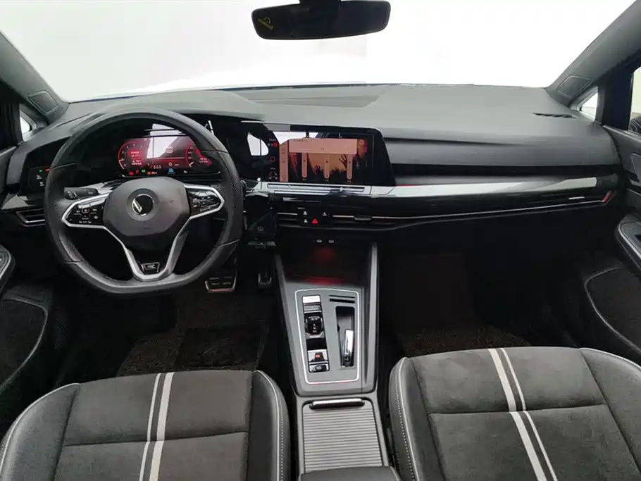 Volkswagen Golf 2021 280TSI DSG R-Line фото 12