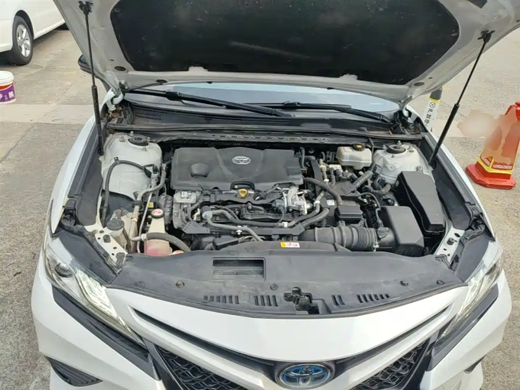 Toyota Camry 2019 Hybrid 2.5HS Trend Edition China VI фото 20