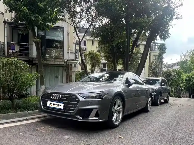 AUDI A7L