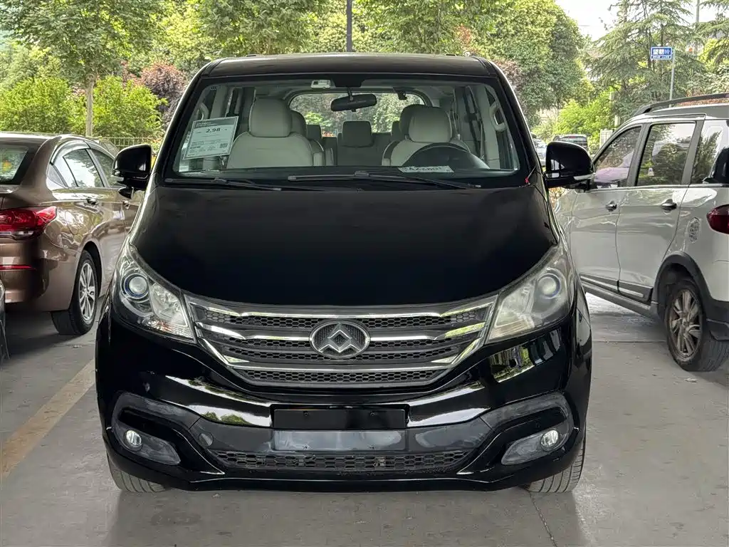 SAIC Maxus Maxus G10 2016 2.0T Automatic Elite