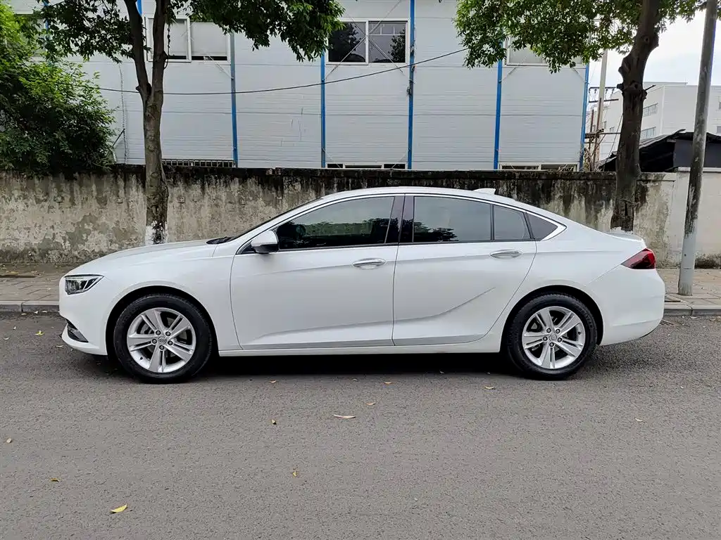 Buick Regal 2019 20T Elite China VI фото 3