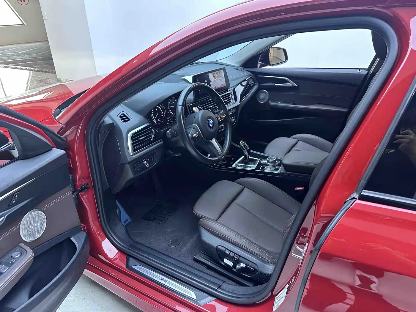 BMW 1 Series 2021 Facelift 120i M Sport Shadow Edition фото 9