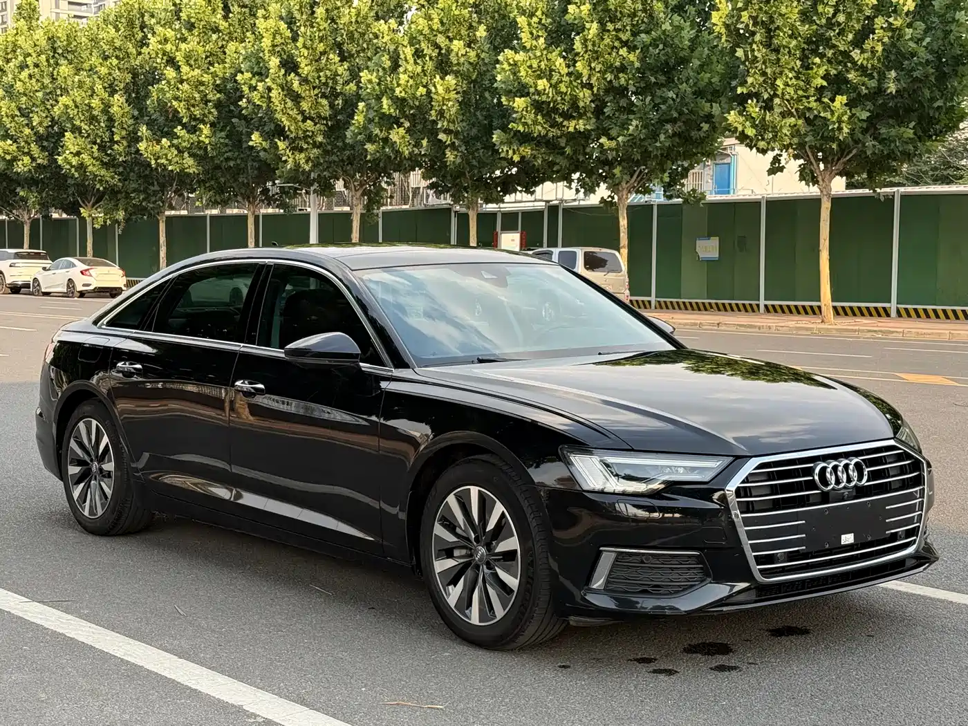 Audi A6L 2021 45 TFSI Exclusive Elegance фото 3