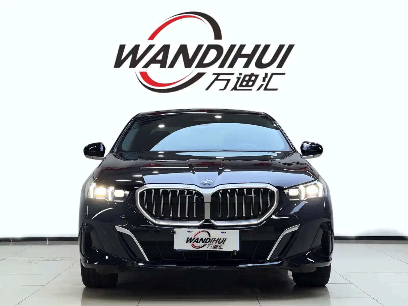 BMW 5 Series 2024 525Li M Sport Package фото 2