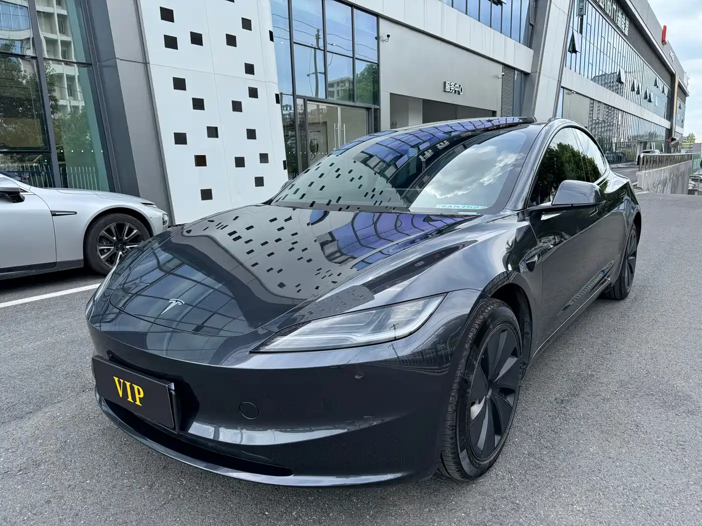 Tesla Model 3 2023