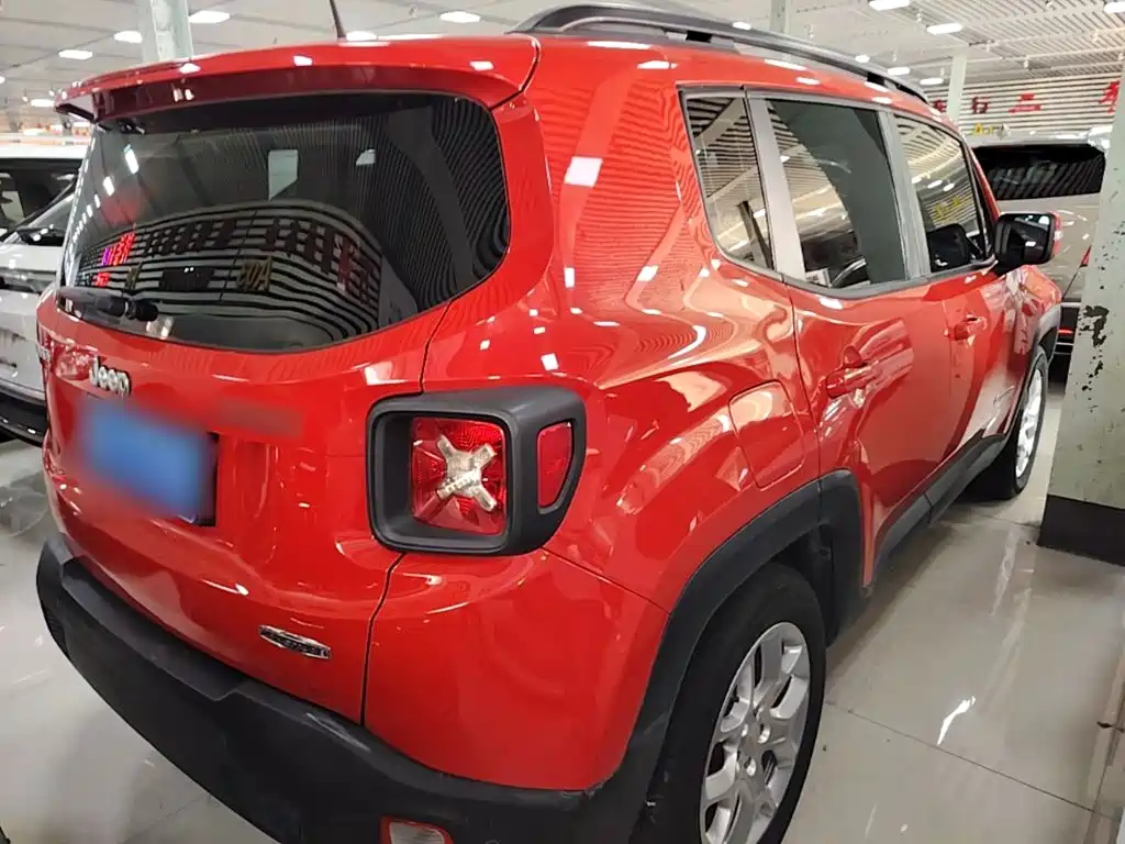 Jeep Renegade 2019 2018 Connected Large Screen Edition 180T Automatic High Energy