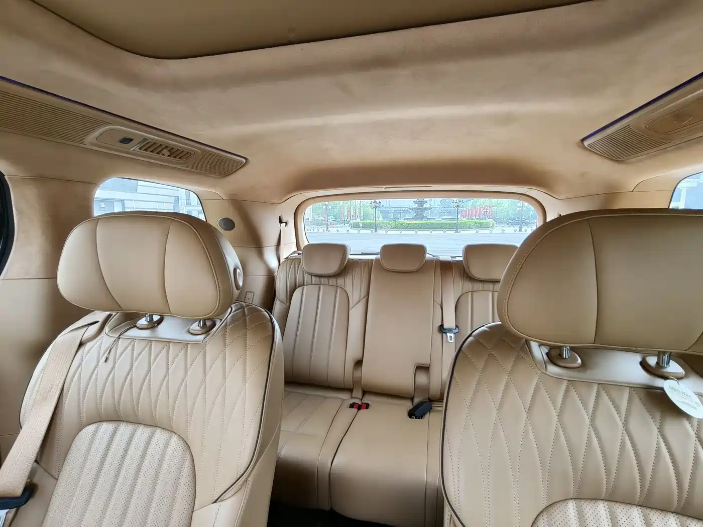 Voyah Auto Voyah Dreamer 2025 PHEV AWD Flagship Kunpeng Edition фото 22
