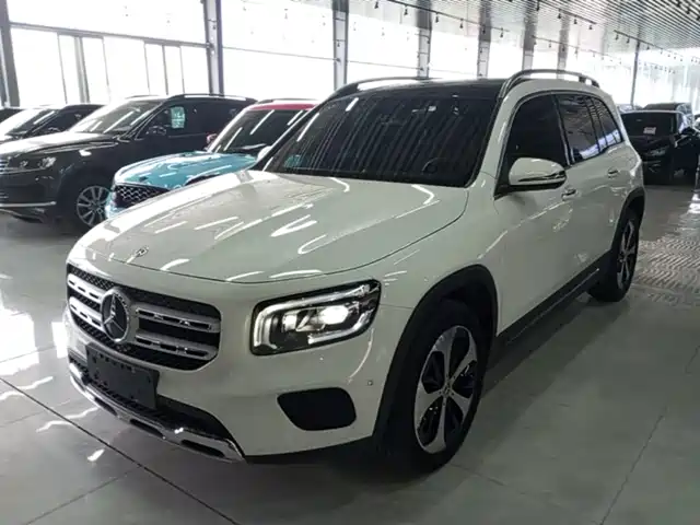 Mercedes-Benz GLB GLB 220, Стиль