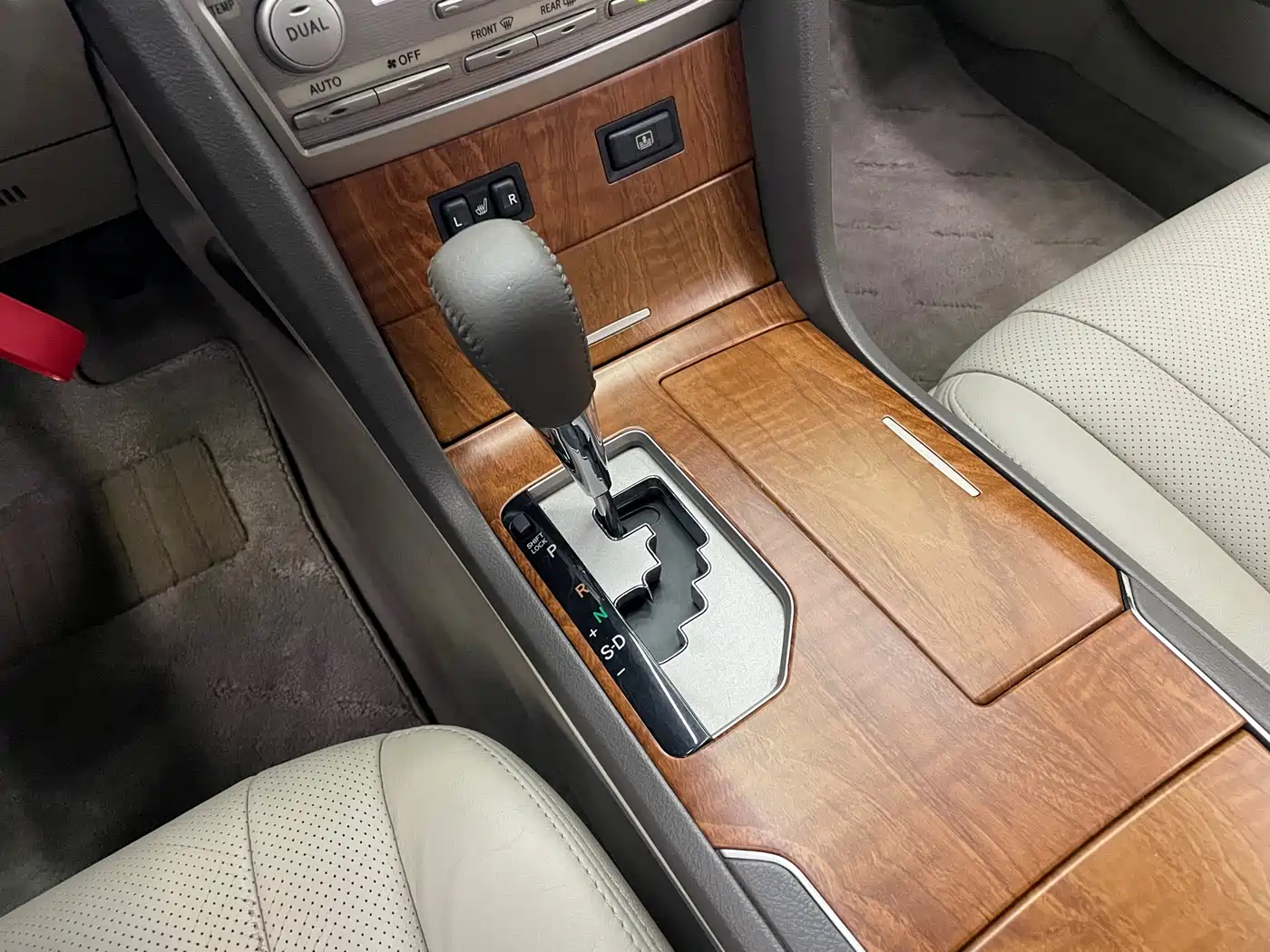 Toyota Camry 2009 Model 240G Luxury Edition фото 23