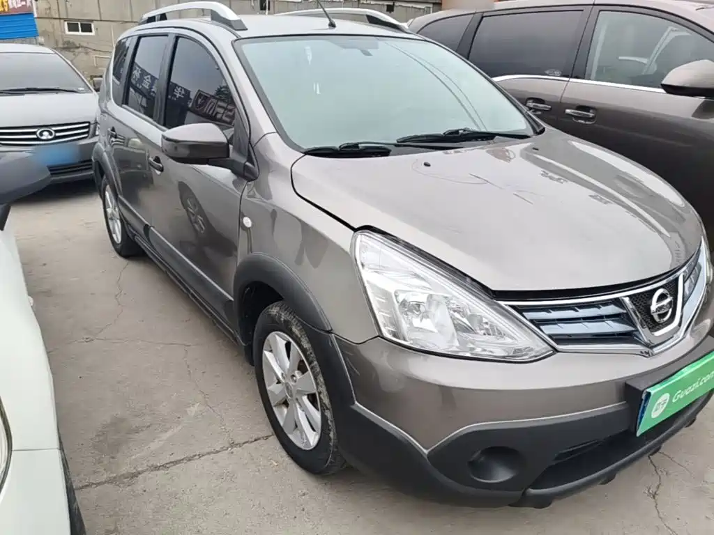 Nissan Livina 2015 2013 Sharp 1.6XL Manual Comfort