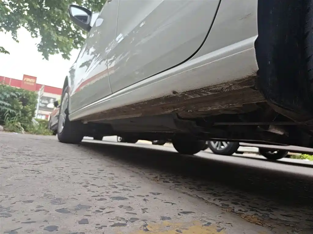 Volkswagen Polo 2016 1.4L Automatic Trend фото 22