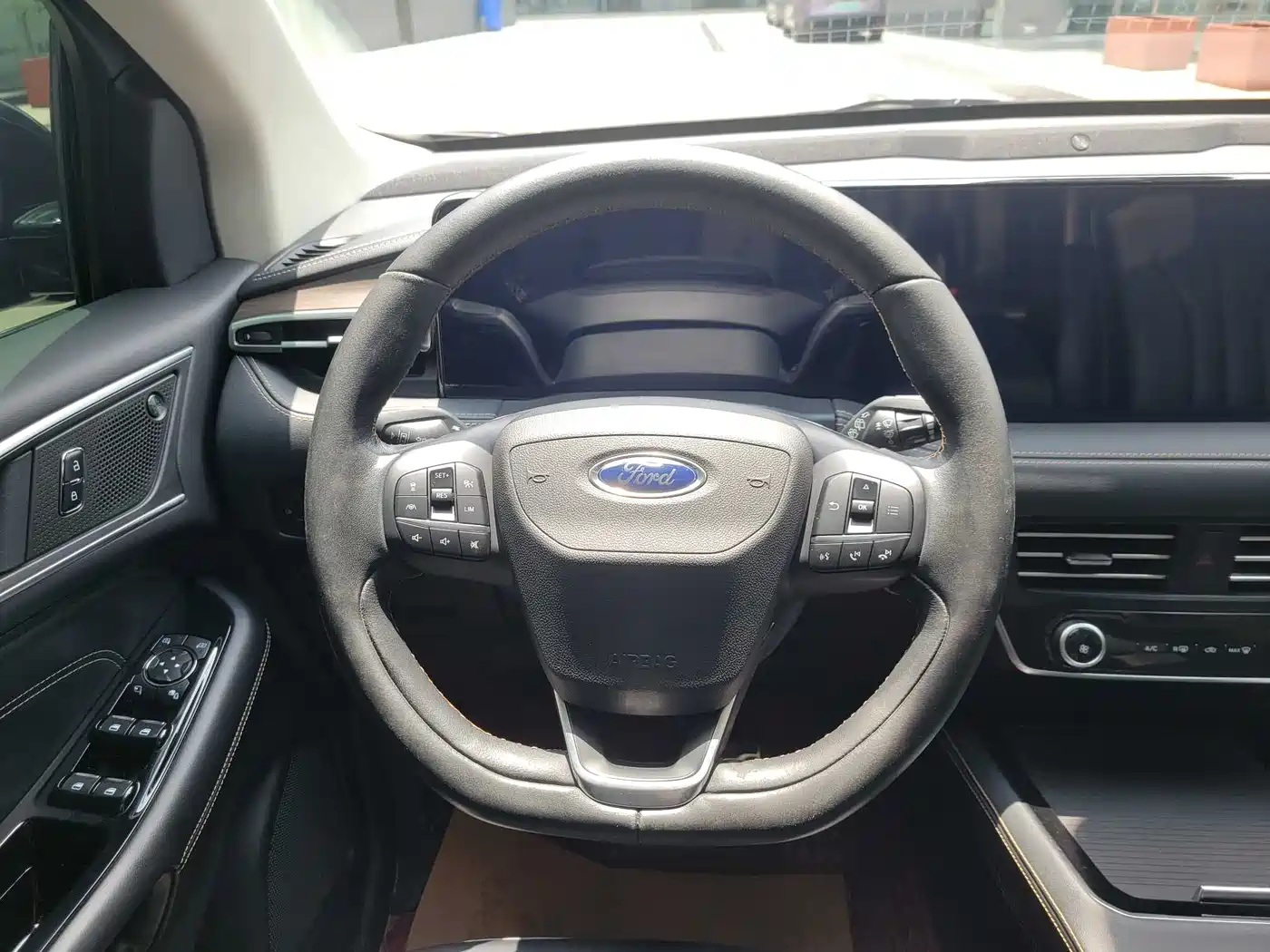 FORD SHARP WORLD