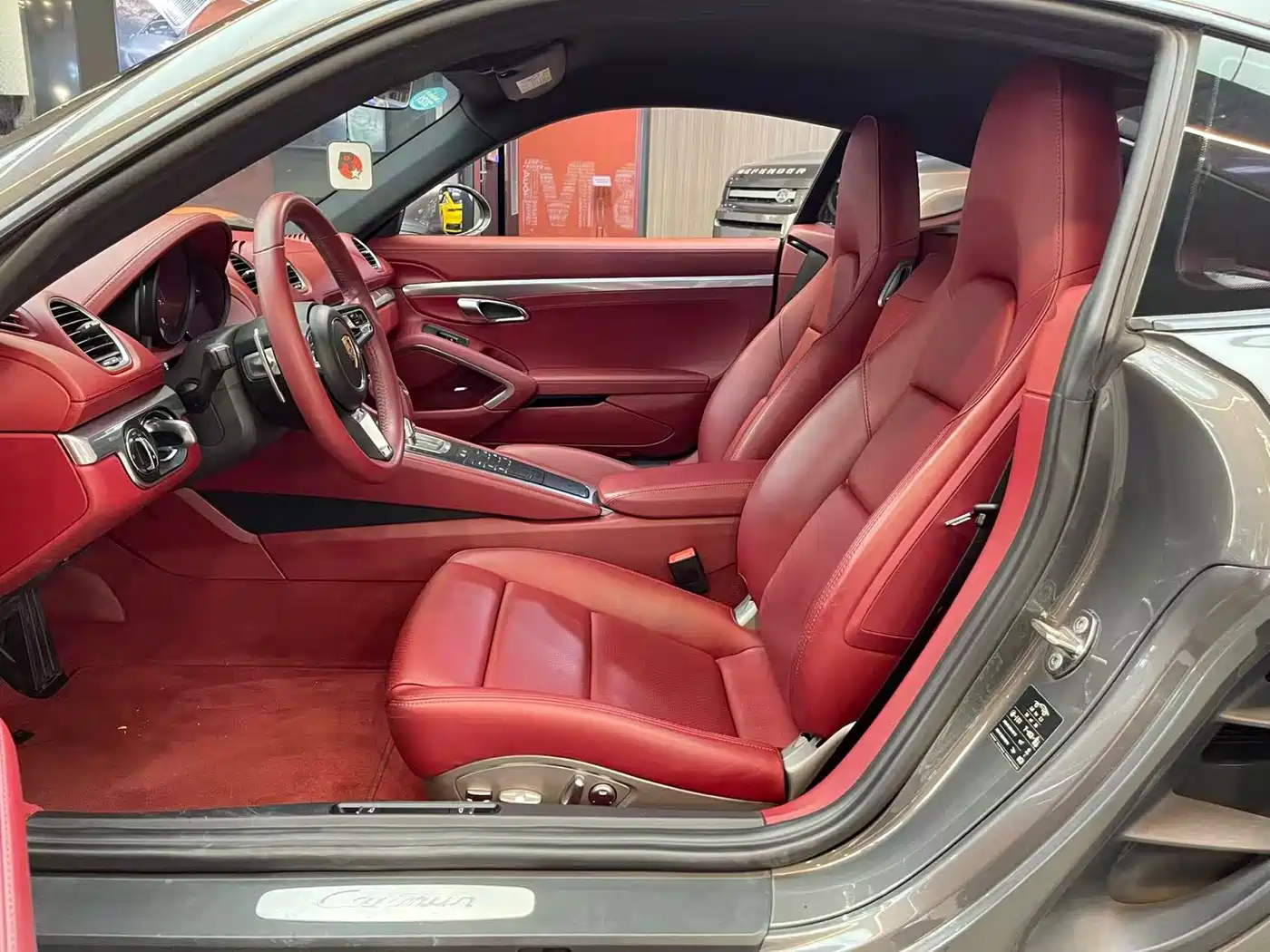 Porsche 718 2020 Cayman 2.0T фото 4