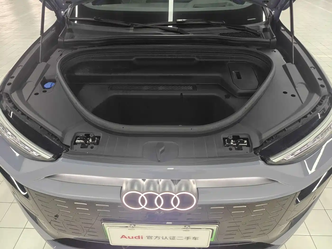 Audi Q6L e-tron 2025 2025 Model Pioneer Edition