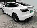 Photo 4 - Tesla Model Y