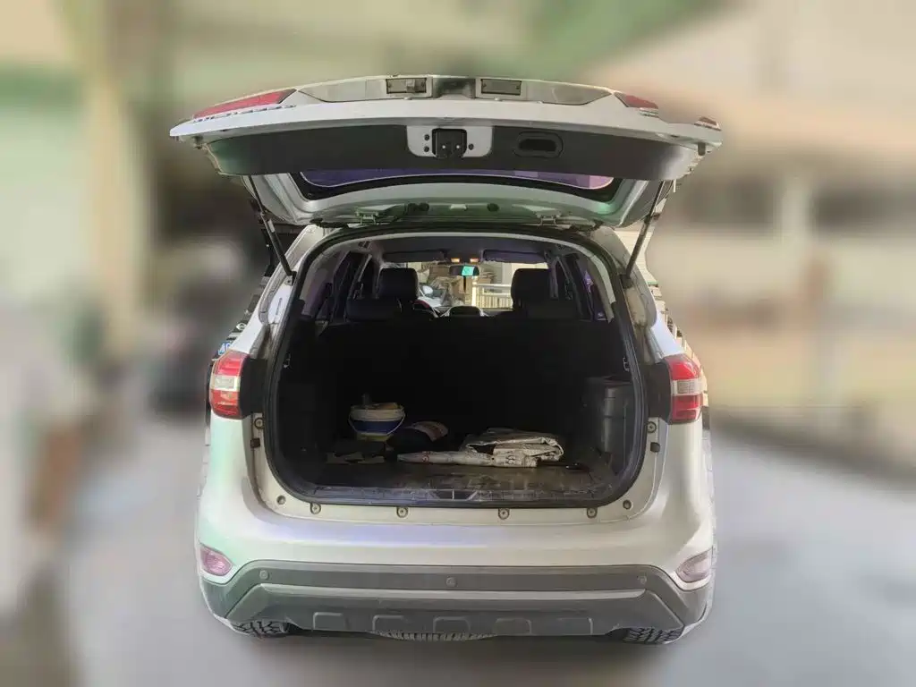 Jiangling Yusheng S350 2014 2013 2.4T Automatic 2WD Diesel Luxury 5-seater
