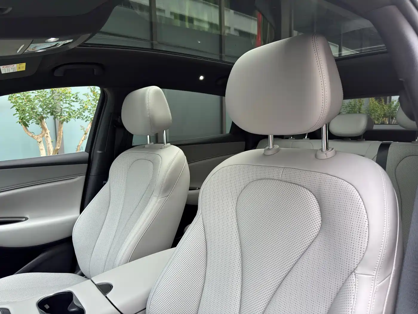 BYD Sealion 06 New Energy 2025 DM-i 170 Pilot Pro Edition фото 12