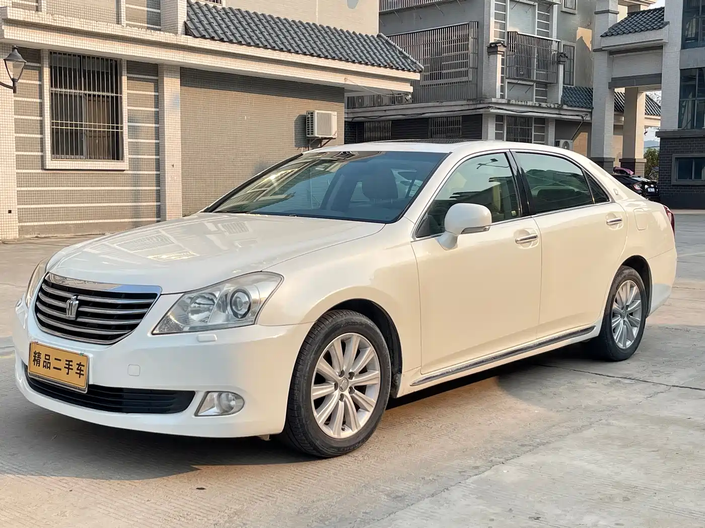 Toyota Crown 2010 2.5L Royal Leather Sunroof