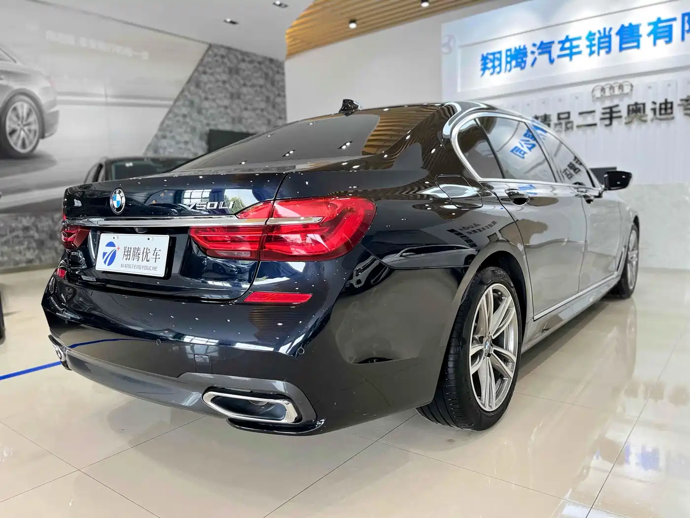 BMW 7 Series 2018 730Li Leading Type M Sport Package фото 4