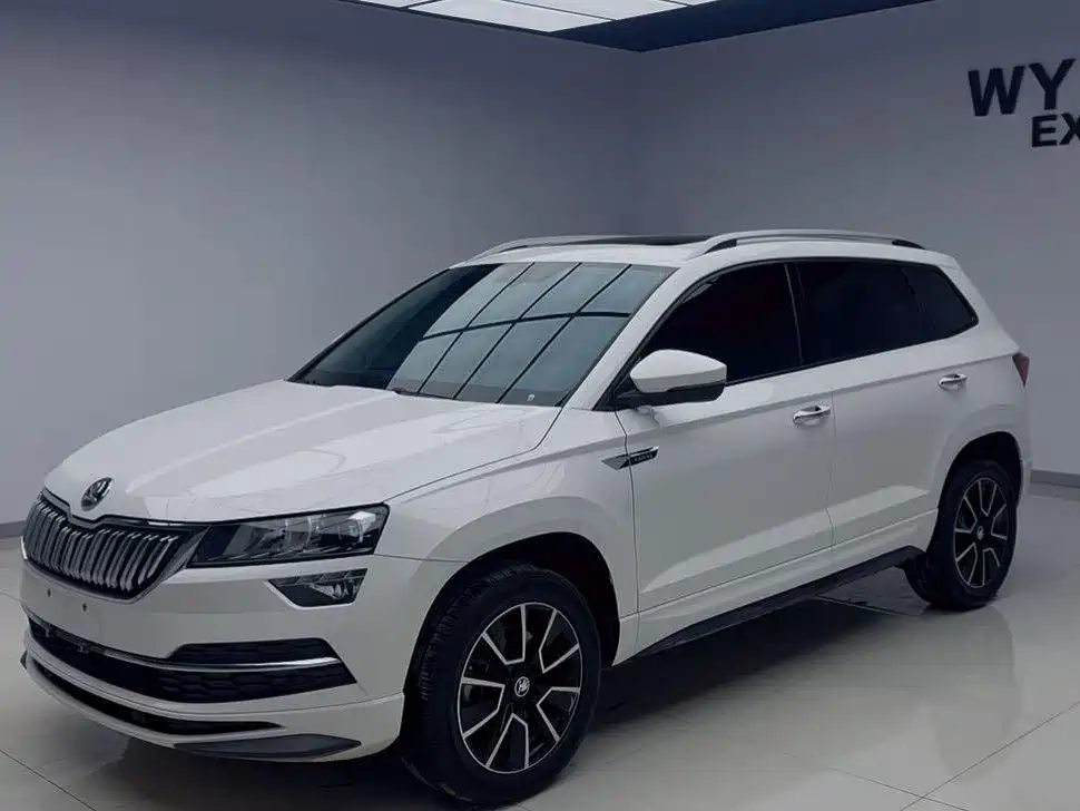 Škoda Karoq 2022 TSI280 Premium Edition