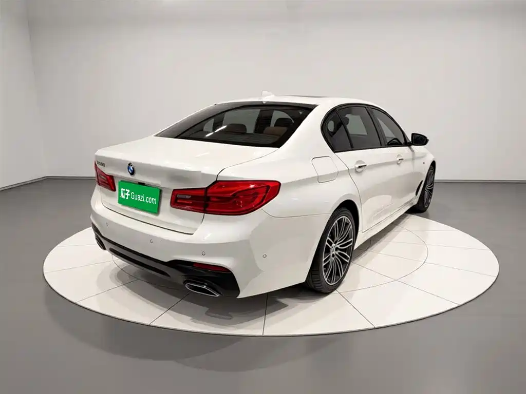 BMW 5 Series 2018 Facelift 530Li Exclusive M Sport Package фото 4