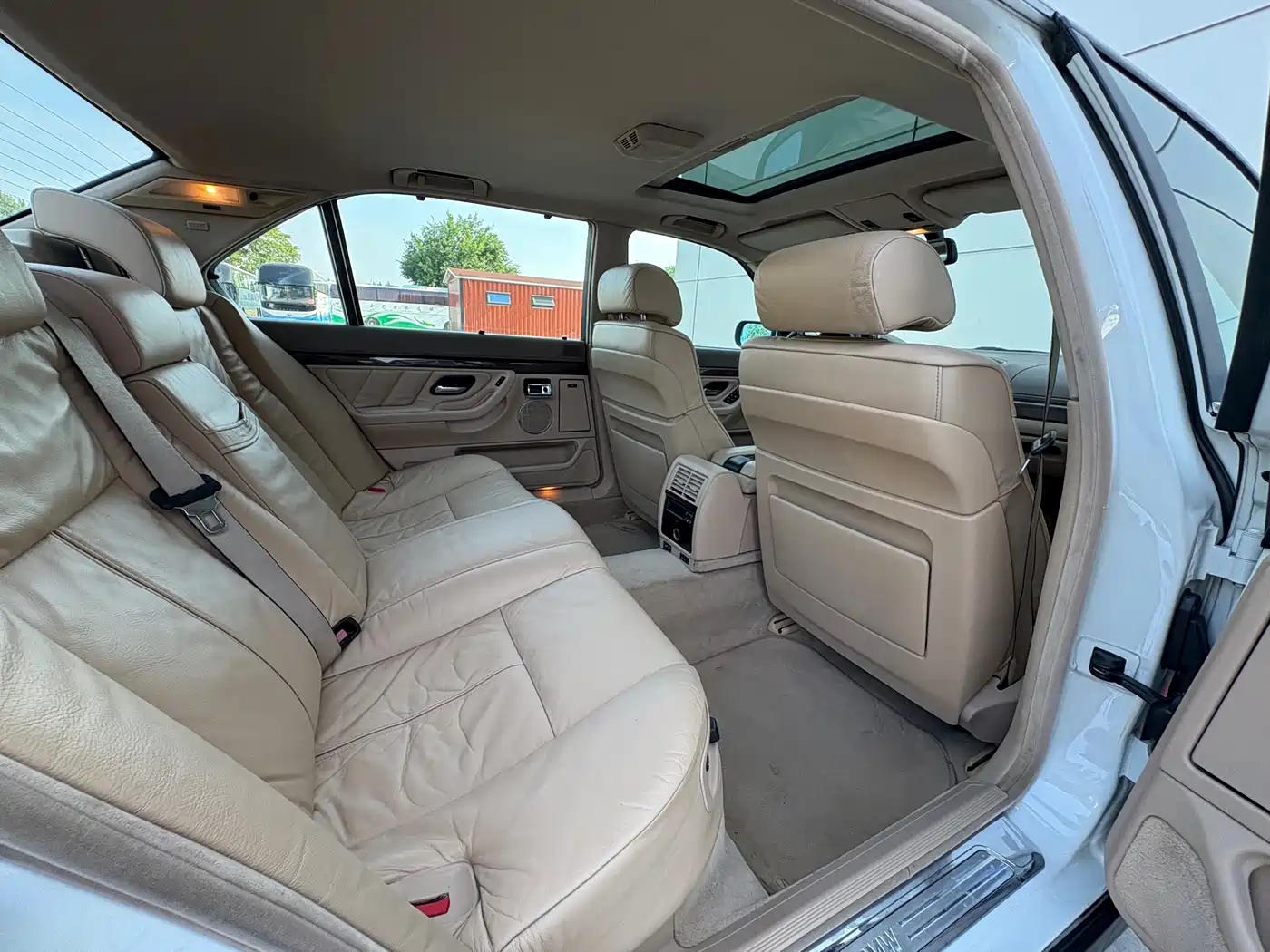 BMW 7 Series 2002