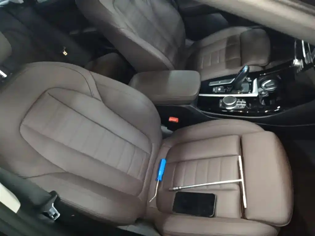 BMW iX3 2021 Facelift Leading фото 25