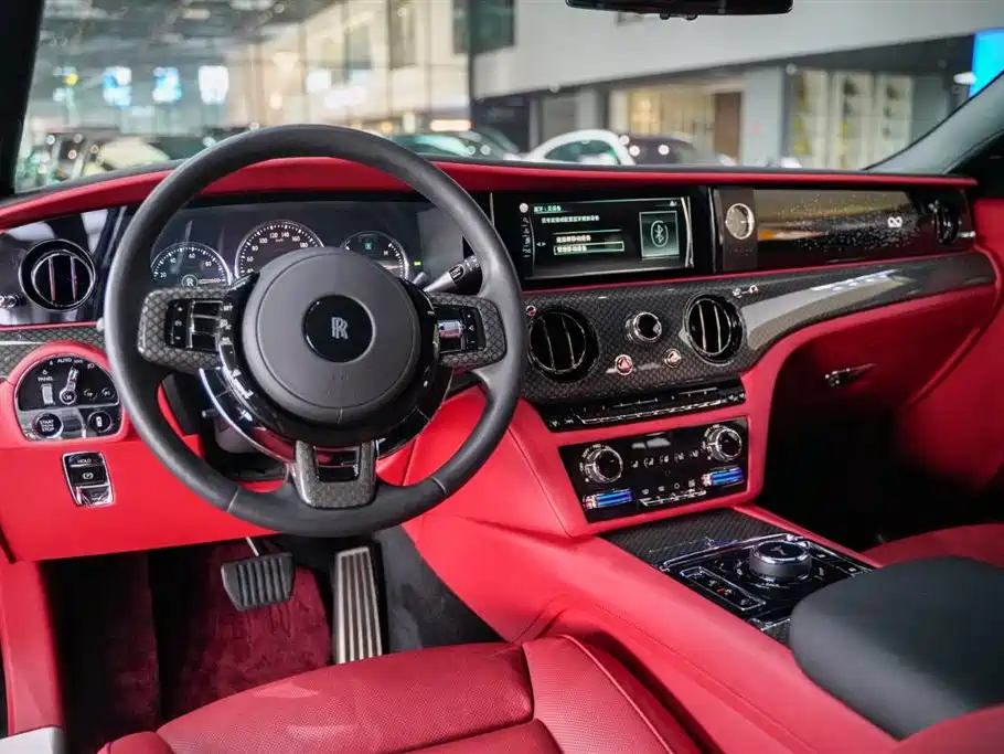 Rolls-Royce Ghost 2022 6.7T Black Badge фото 20