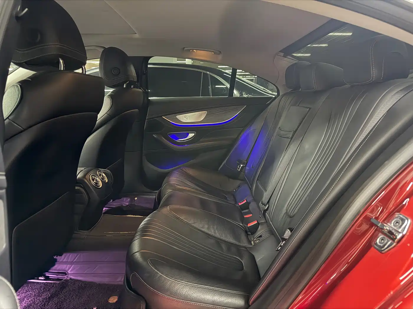 Mercedes-Benz CLS 2018 CLS 300 Luxury фото 9
