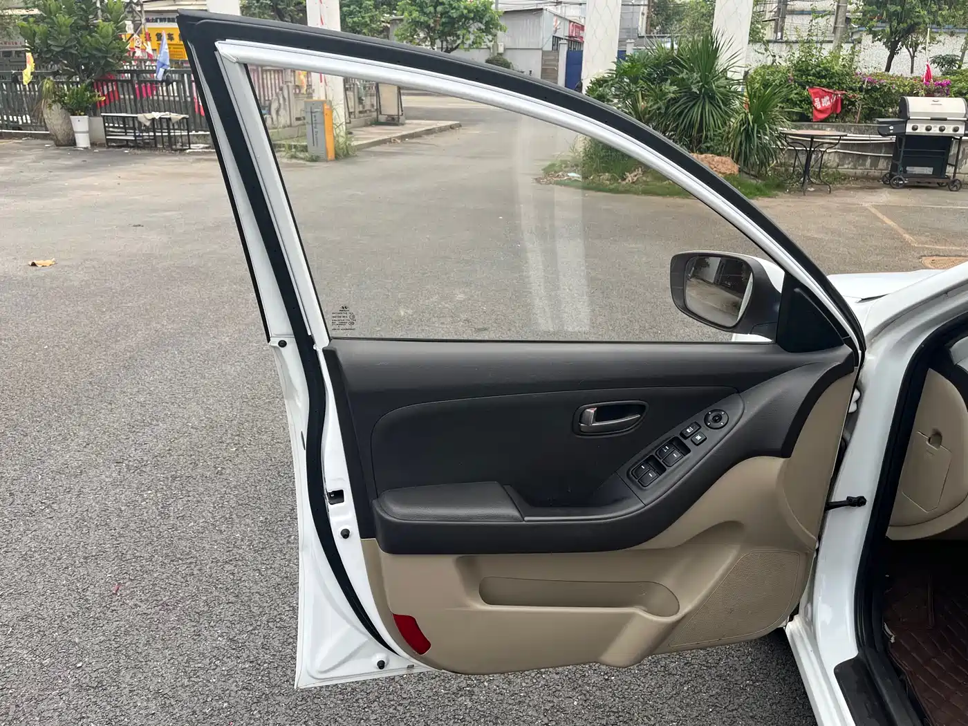 Hyundai Elantra 2011 1.6L Automatic Comfort фото 10