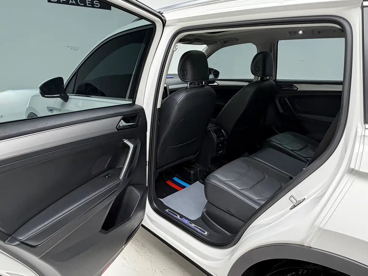 VOLKSWAGEN TIGUAN L NEW ENERGY